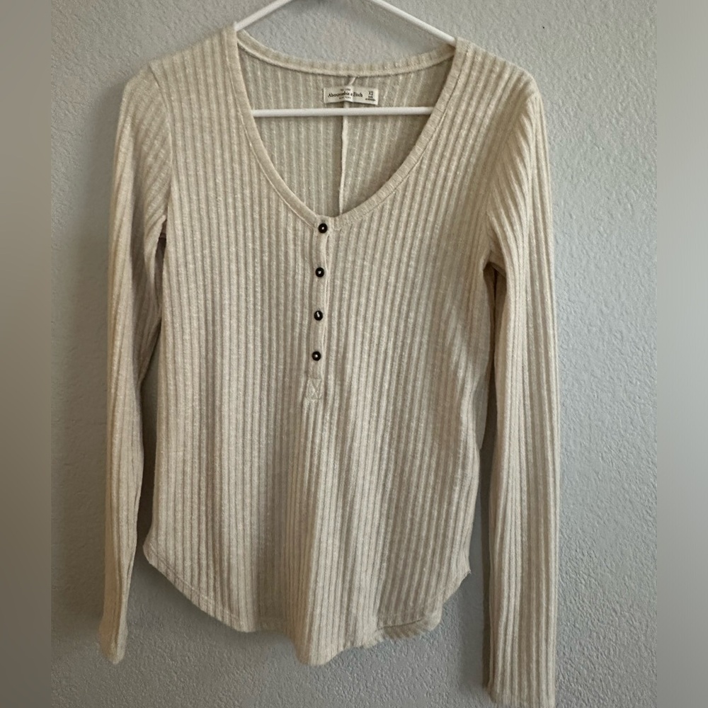 Women’s henley